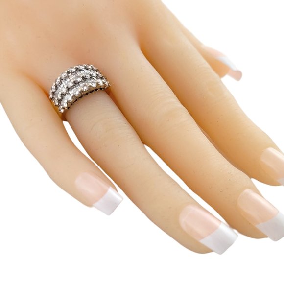 Vintage 18 Karat Yellow Gold Diamond Ring Size 5.25 #13926 - Picture 7 of 15